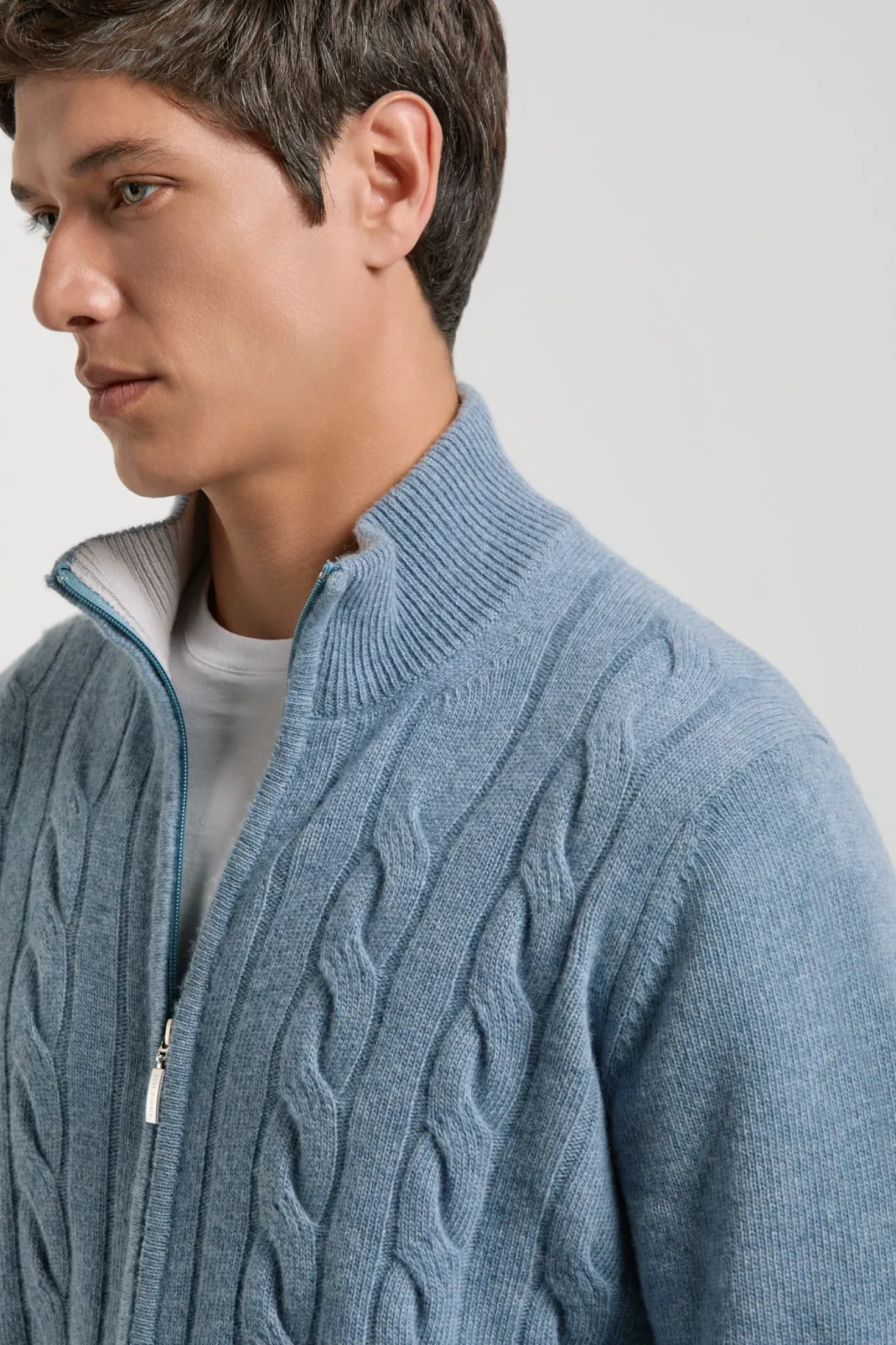 Bleu clair en maille torsadée à fermeture zippée intégrale – Made in Italy