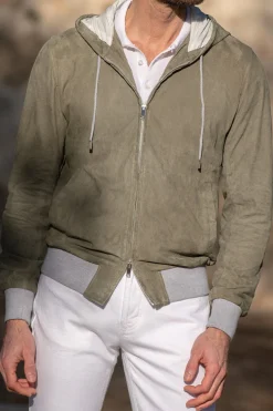Bomber à capuche Sauge en daim – Made in Italy