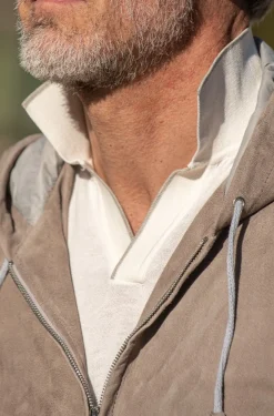 Bomber à capuche taupe en daim – Made in Italy