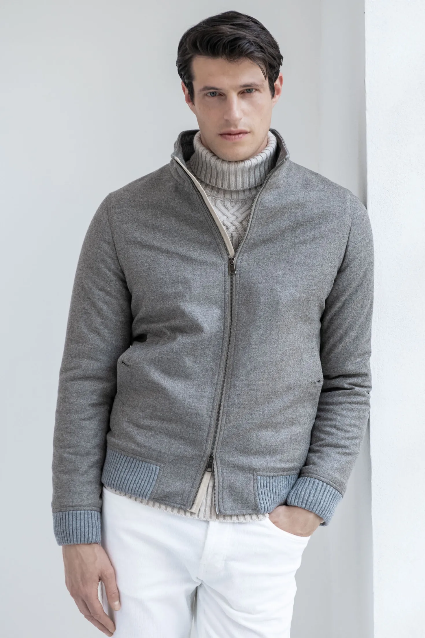 Bomber en duvet taupe en laine et cachemire – Made in Italy