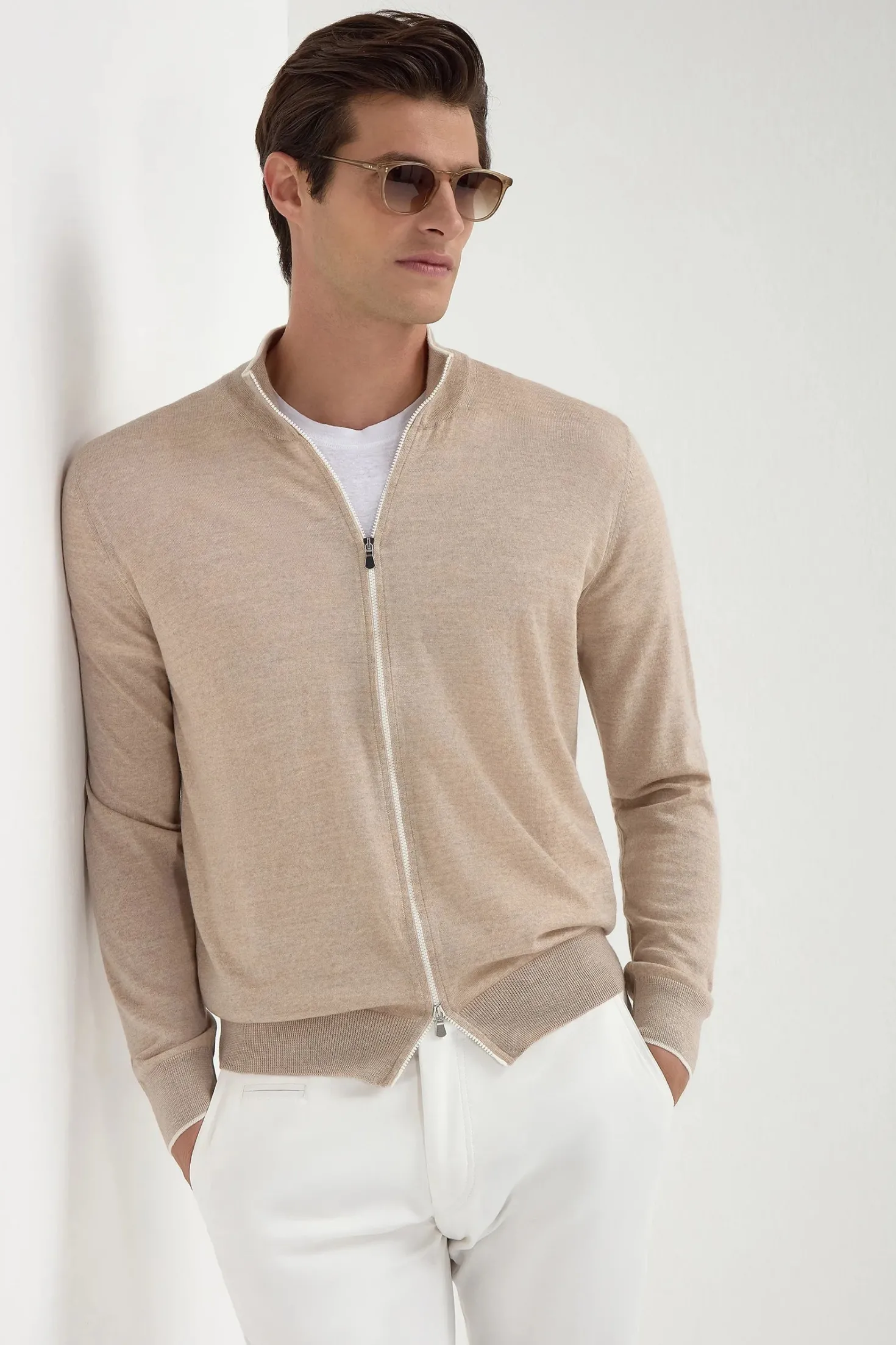 Cardigan zippé en laine de Tasmanie taupe - Made in Italy