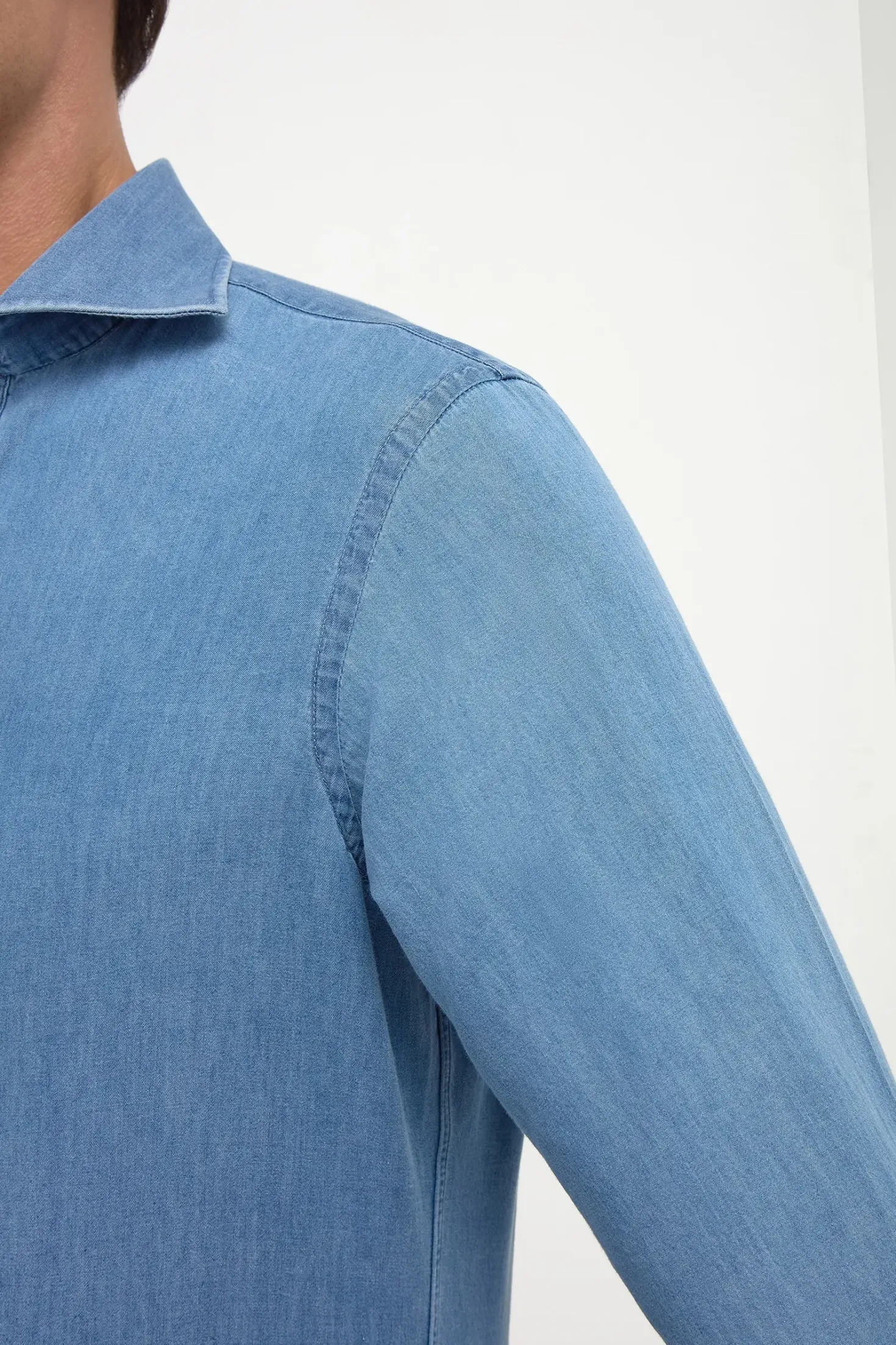 Chemise popover en denim bleu clair - Made in Italy