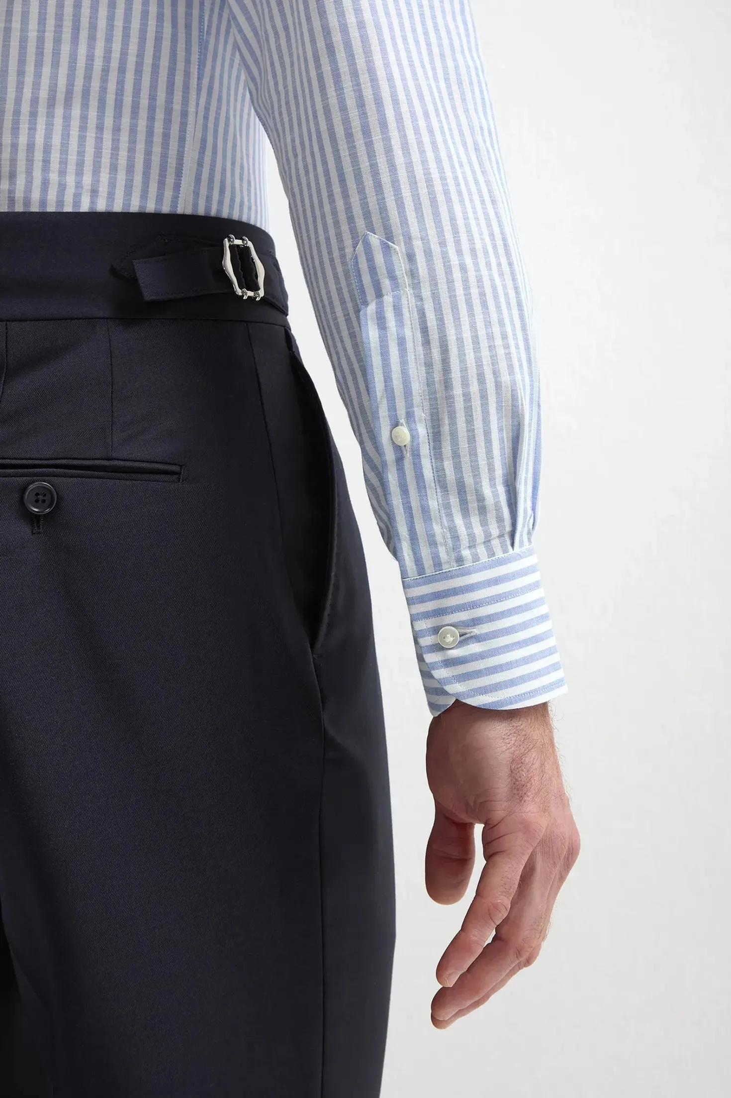 Chemise rayée bleu clair à col boutonné « collection Sartoriale » - Made in Italy