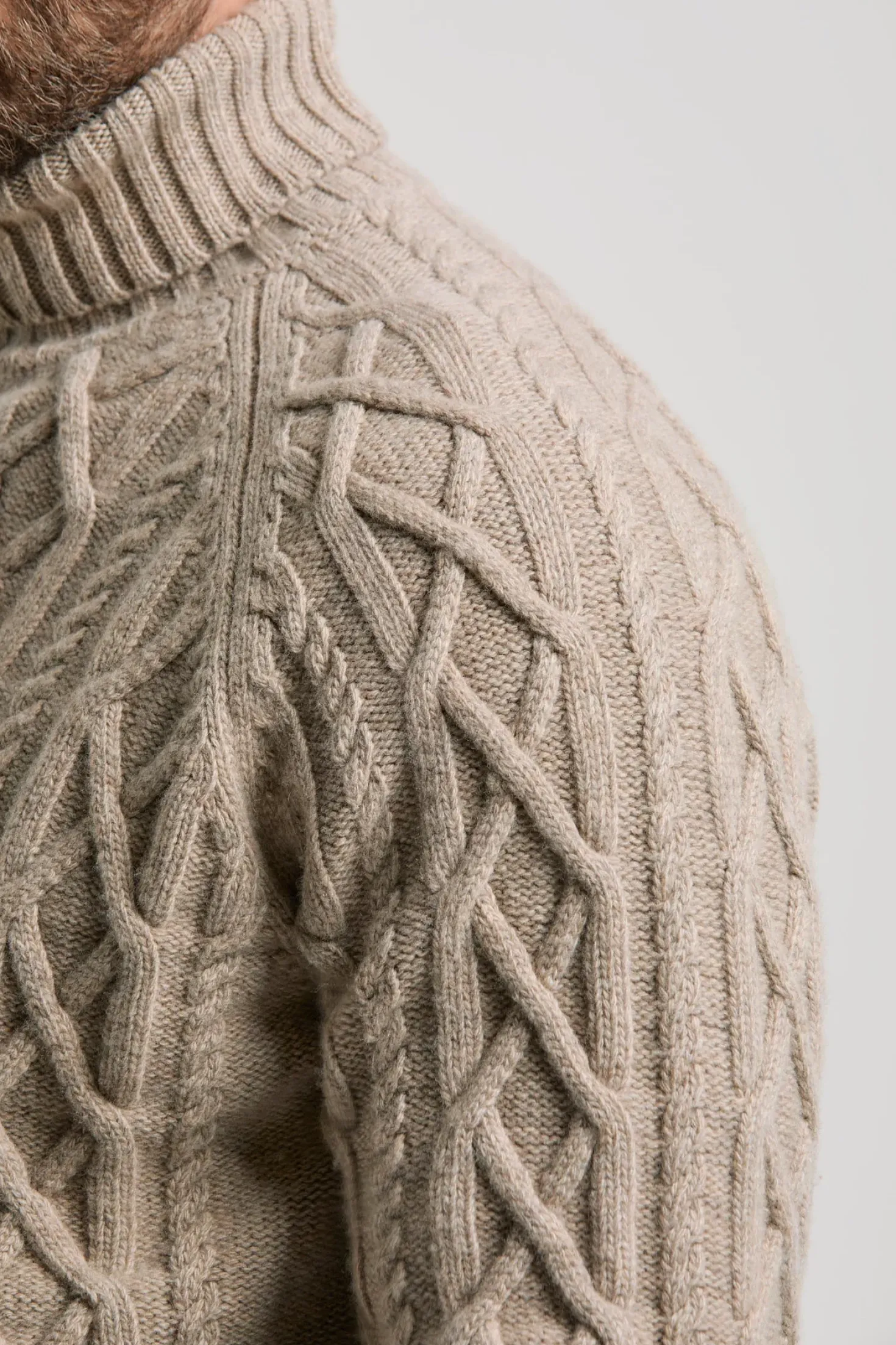 Col roulé Aran taupe - Made in Italy