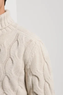Col roulé beige à torsades - Made in Italy