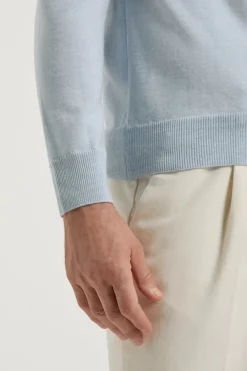 Col roulé bleu clair en mérinos – Made in Italy