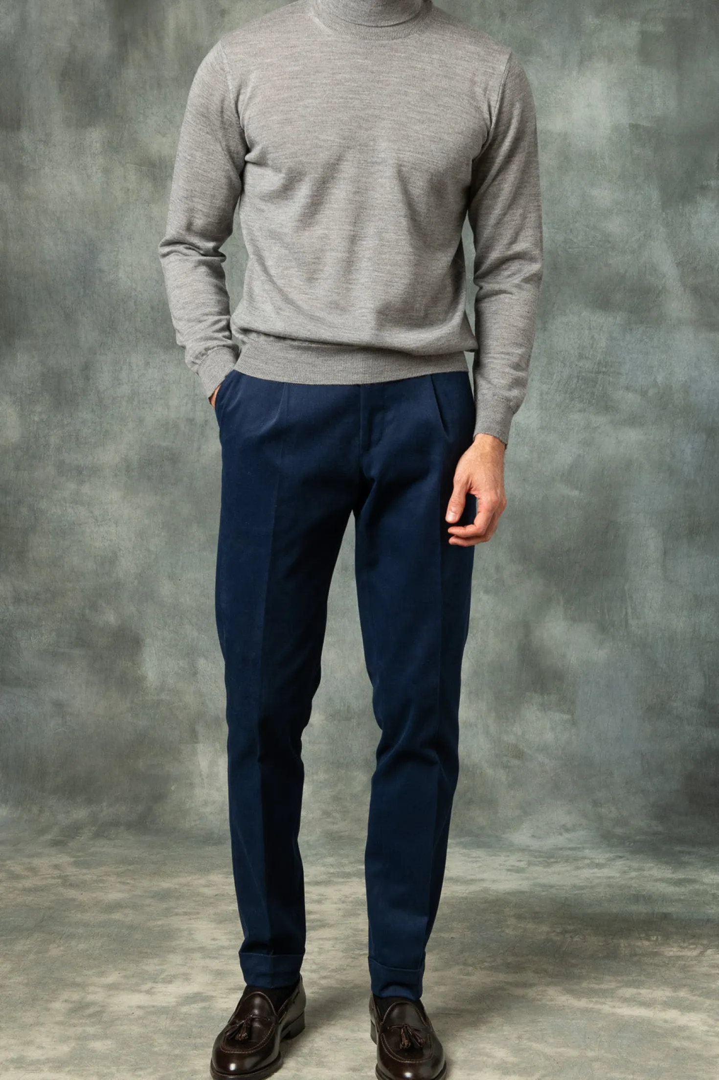 Col roulé gris en mérinos – Made in Italy