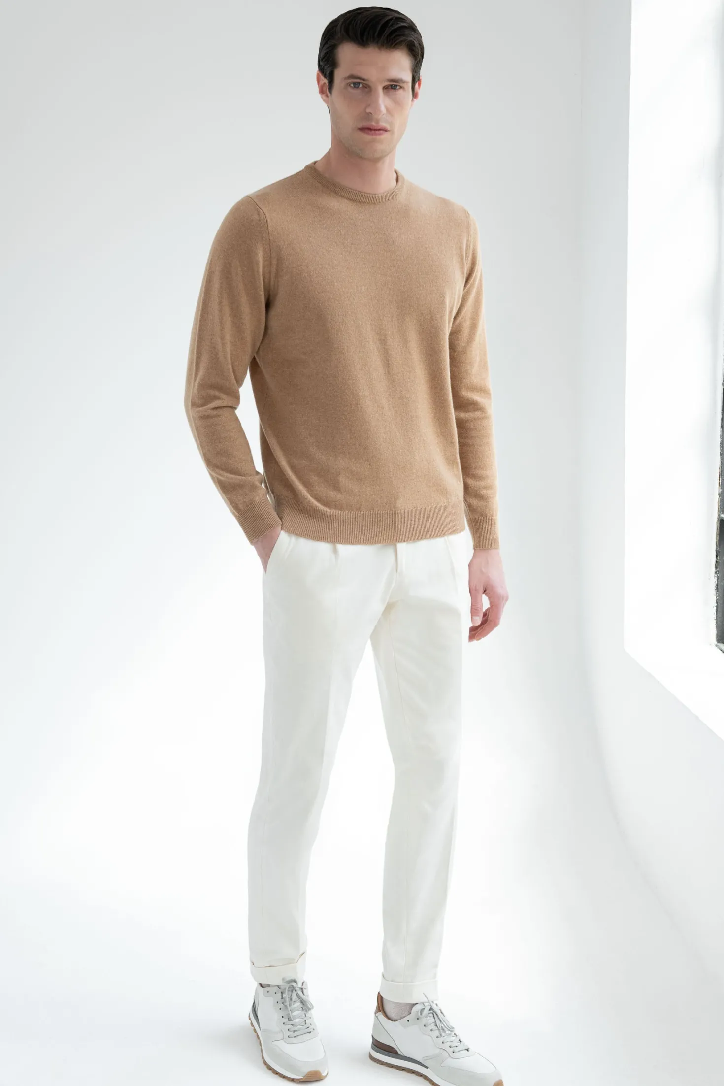 Pull col rond en cachemire ocre – Made in Italy