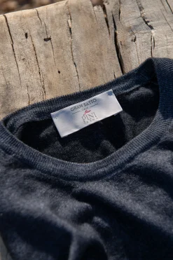 Pull col rond en cachemire ultraléger bleu – Made in Italy