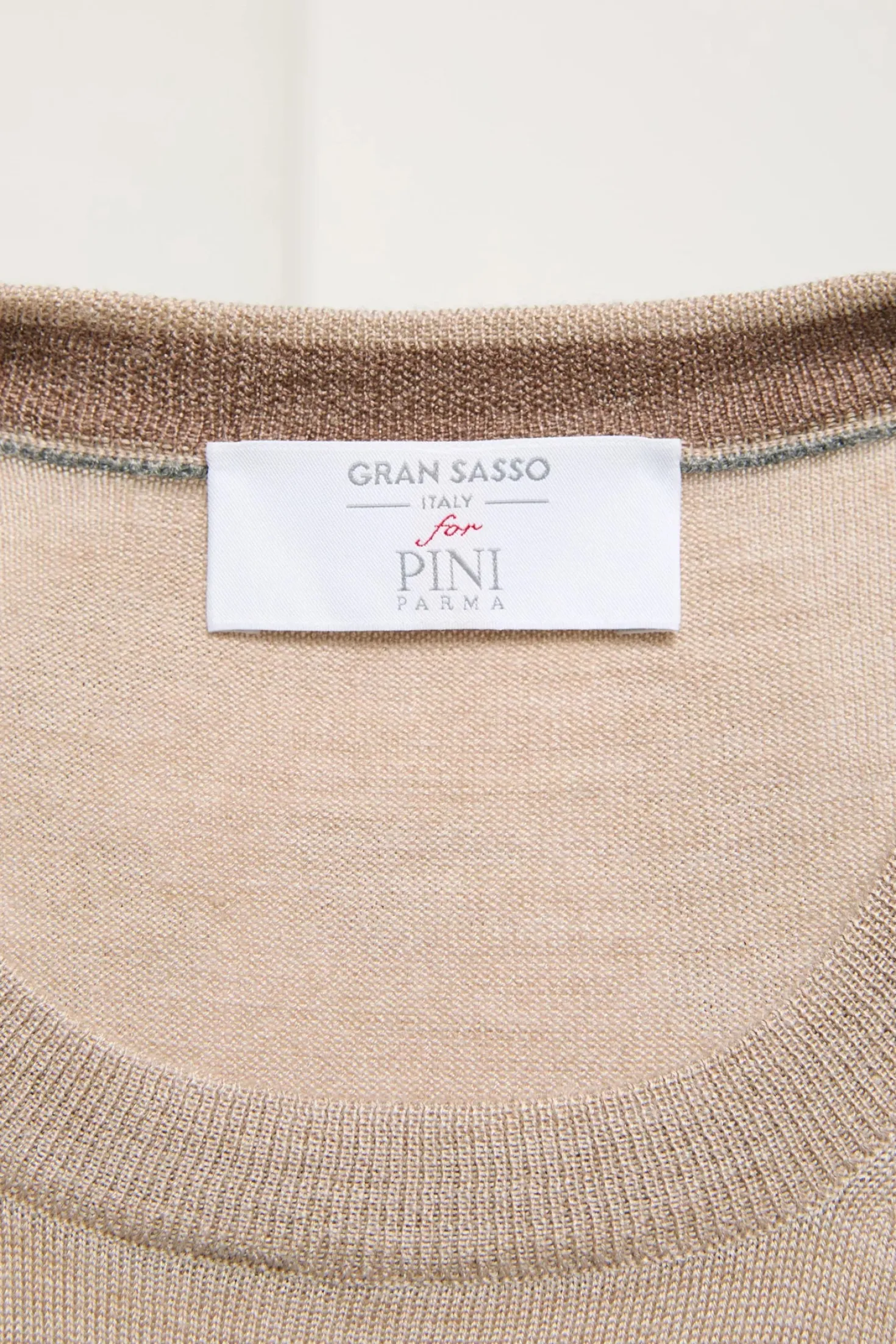 Pull col rond en laine et soie sable - Made in Italy