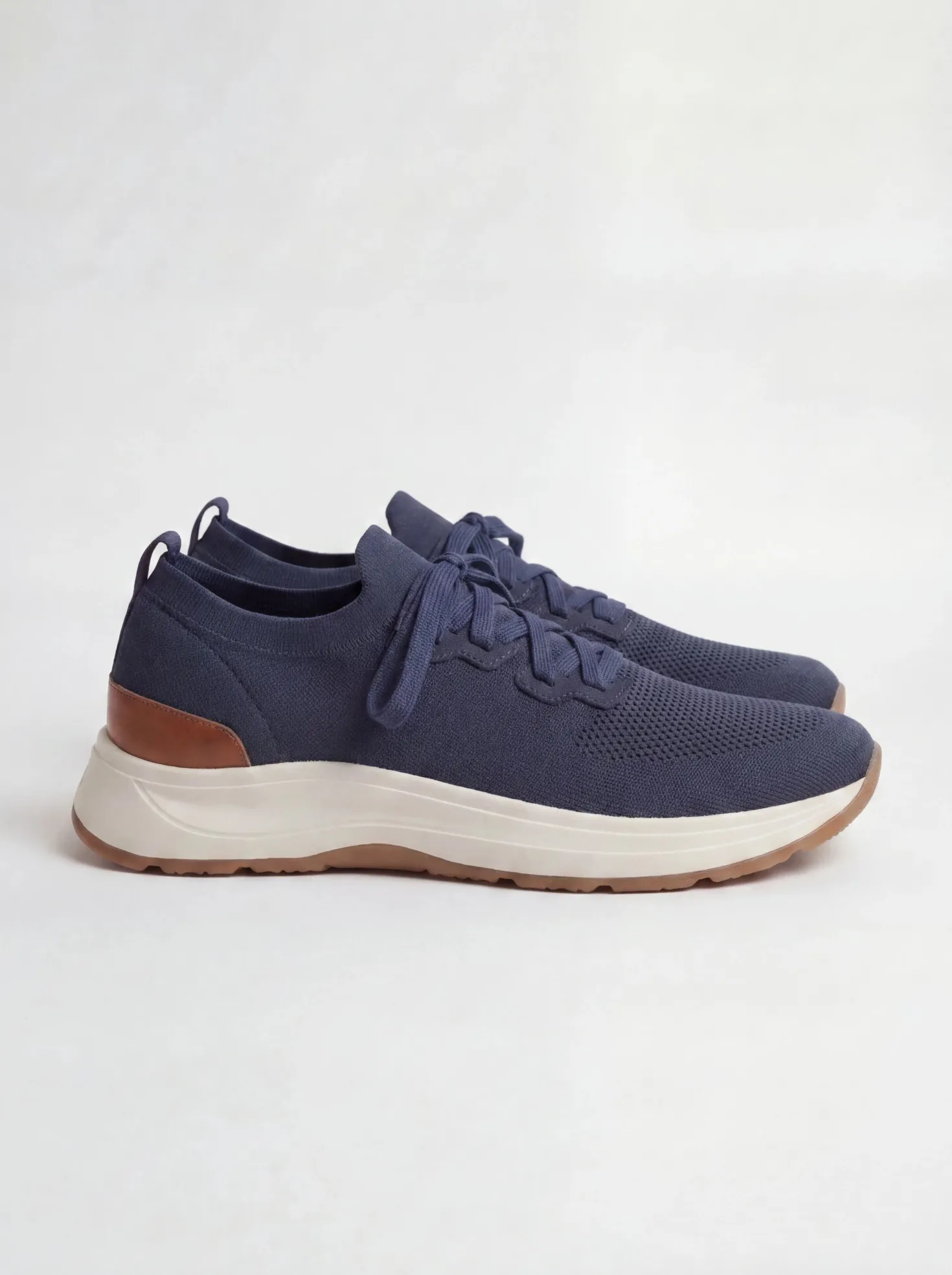 Sneakers bleu océan en maille - Made in Italy
