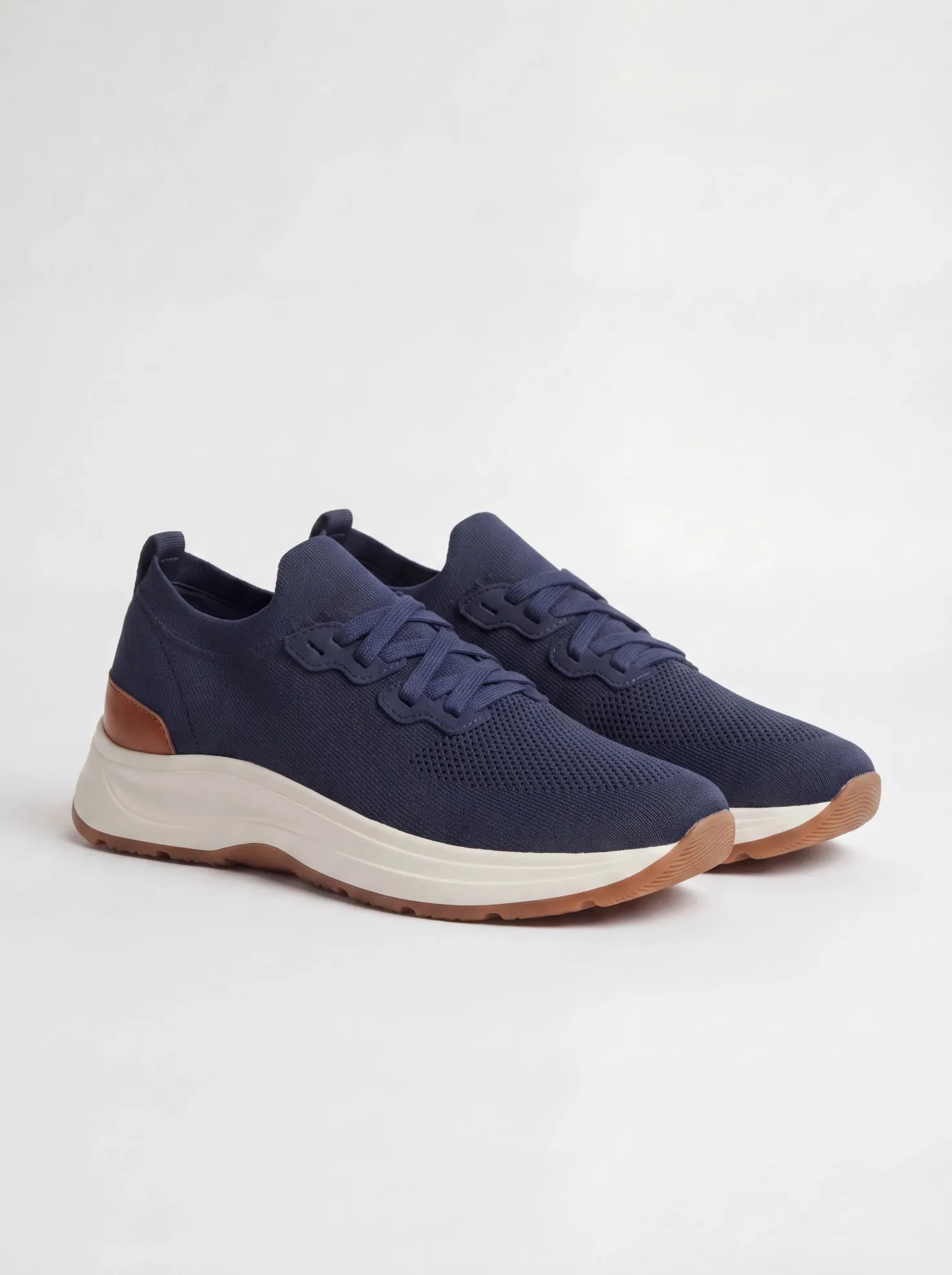 Sneakers bleu océan en maille - Made in Italy