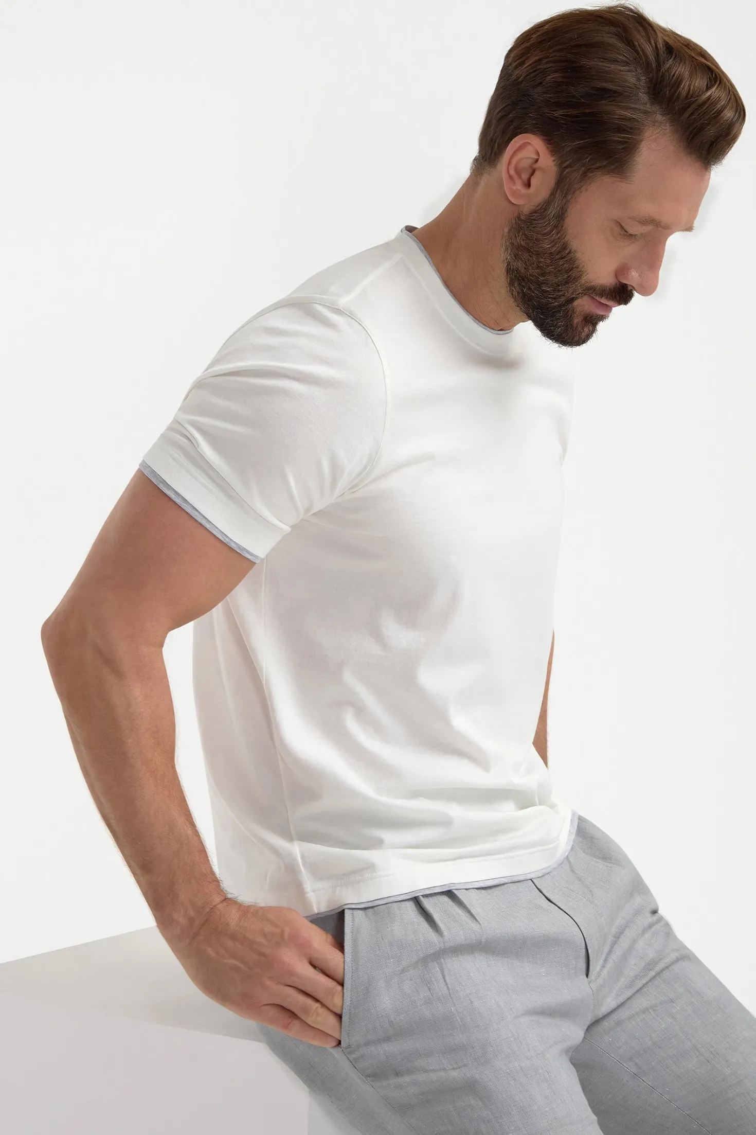 T-shirt en coton blanc avec détail au col - Made in Italy